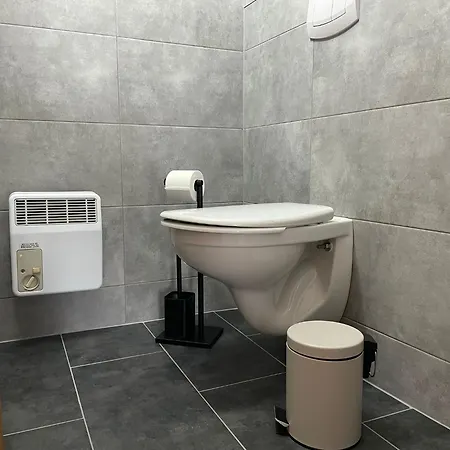 Revliving Premium Center *